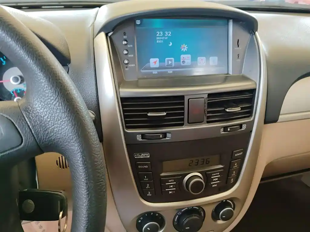 Buick Excelle 2013 1.5L Automatic Classic фото 13