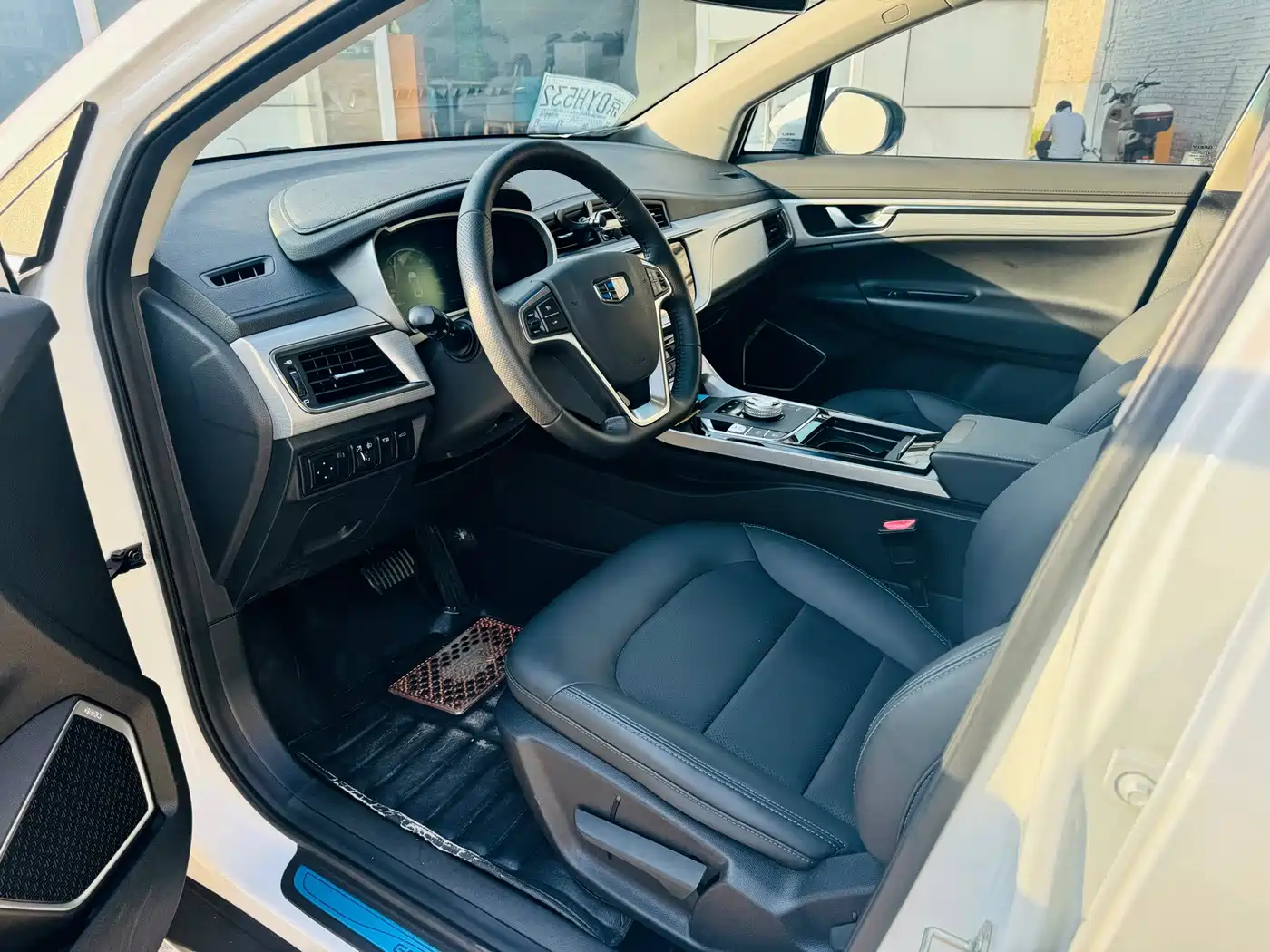Geely Emgrand GSe 2018 2018 Premium Style
