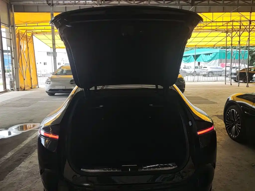 Avatr 12 2025 Facelift Ultra EV AWD фото 19