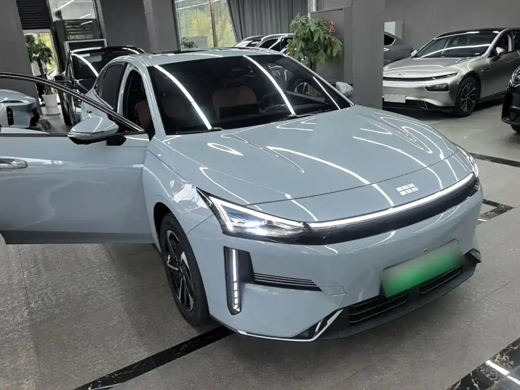 2025 Geely Galaxy Galaxy L6