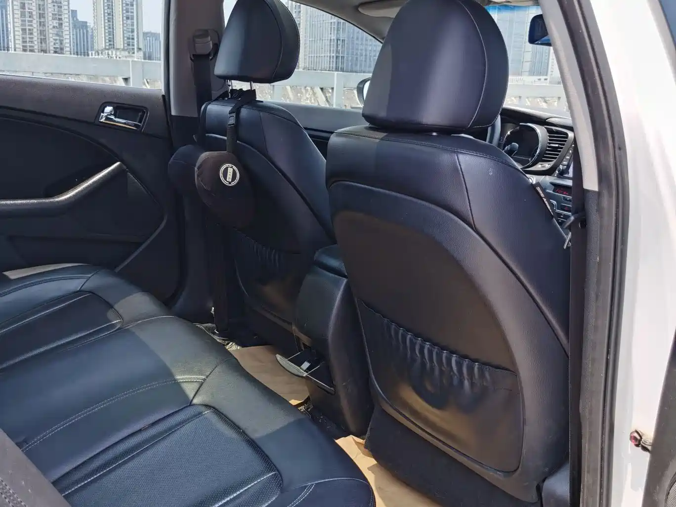 Kia K5 2012 2.0L Automatic DLX фото 13