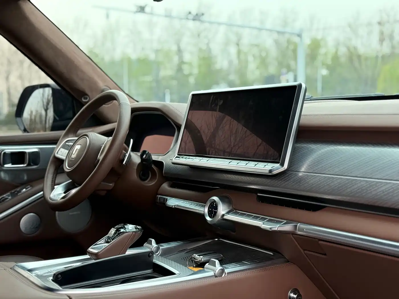 TANK TANK 700 NEW ENERGY