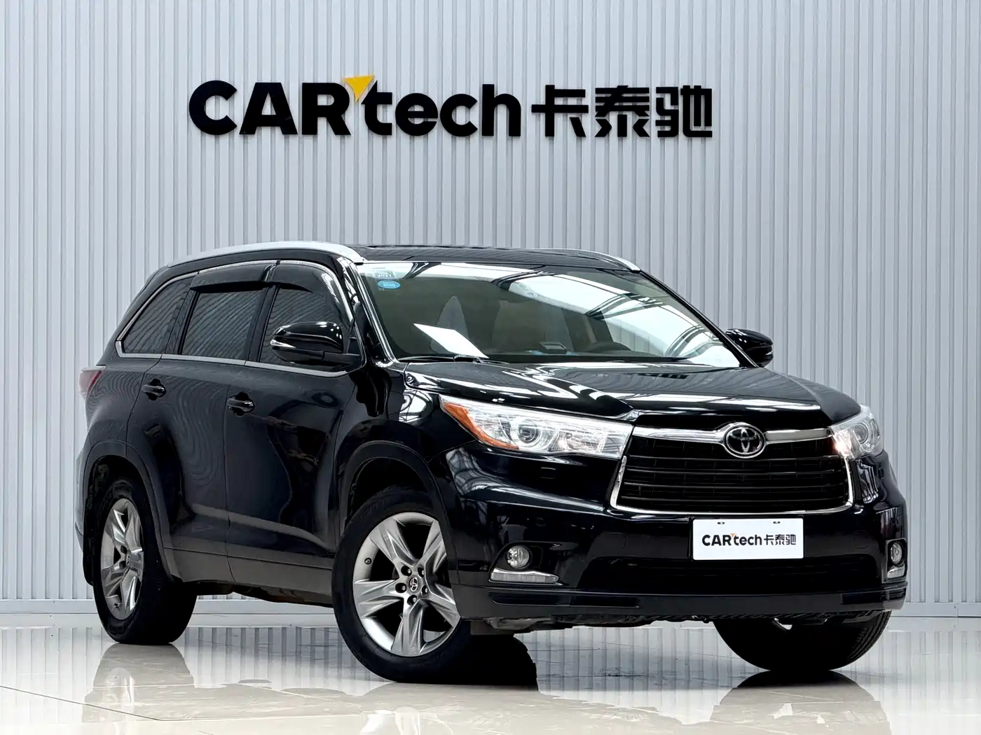 TOYOTA HIGHLANDER