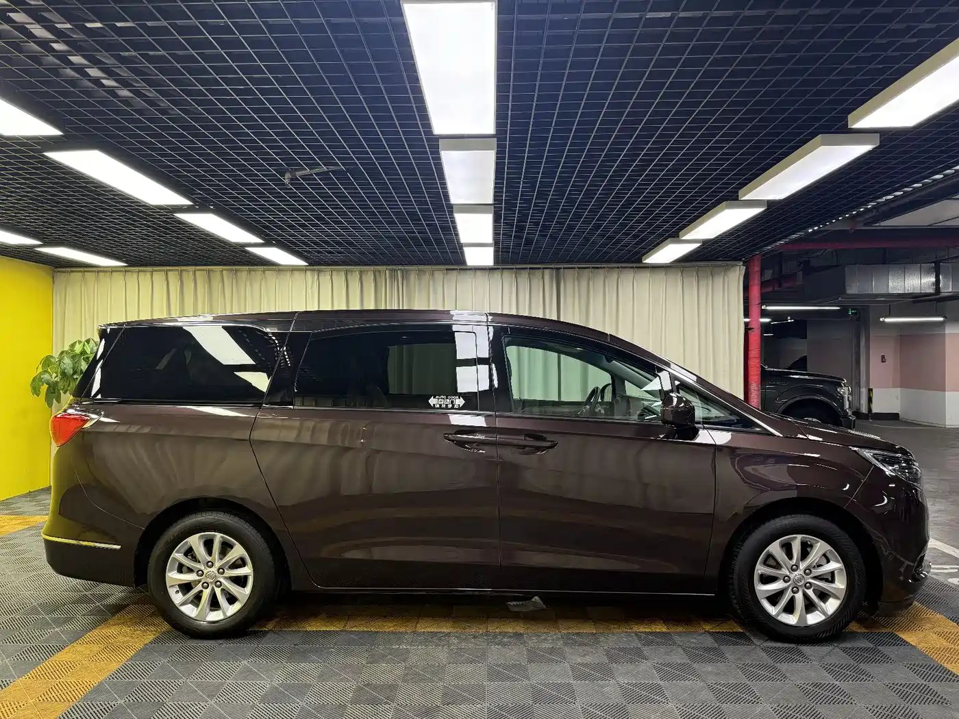 Buick GL8 2018 ES 28T Comfort Type China VI фото 16