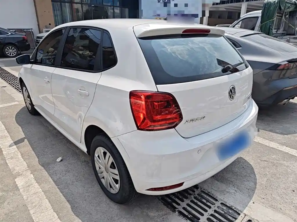 Volkswagen Polo 2018 1.5L Auto Safe Drive фото 5