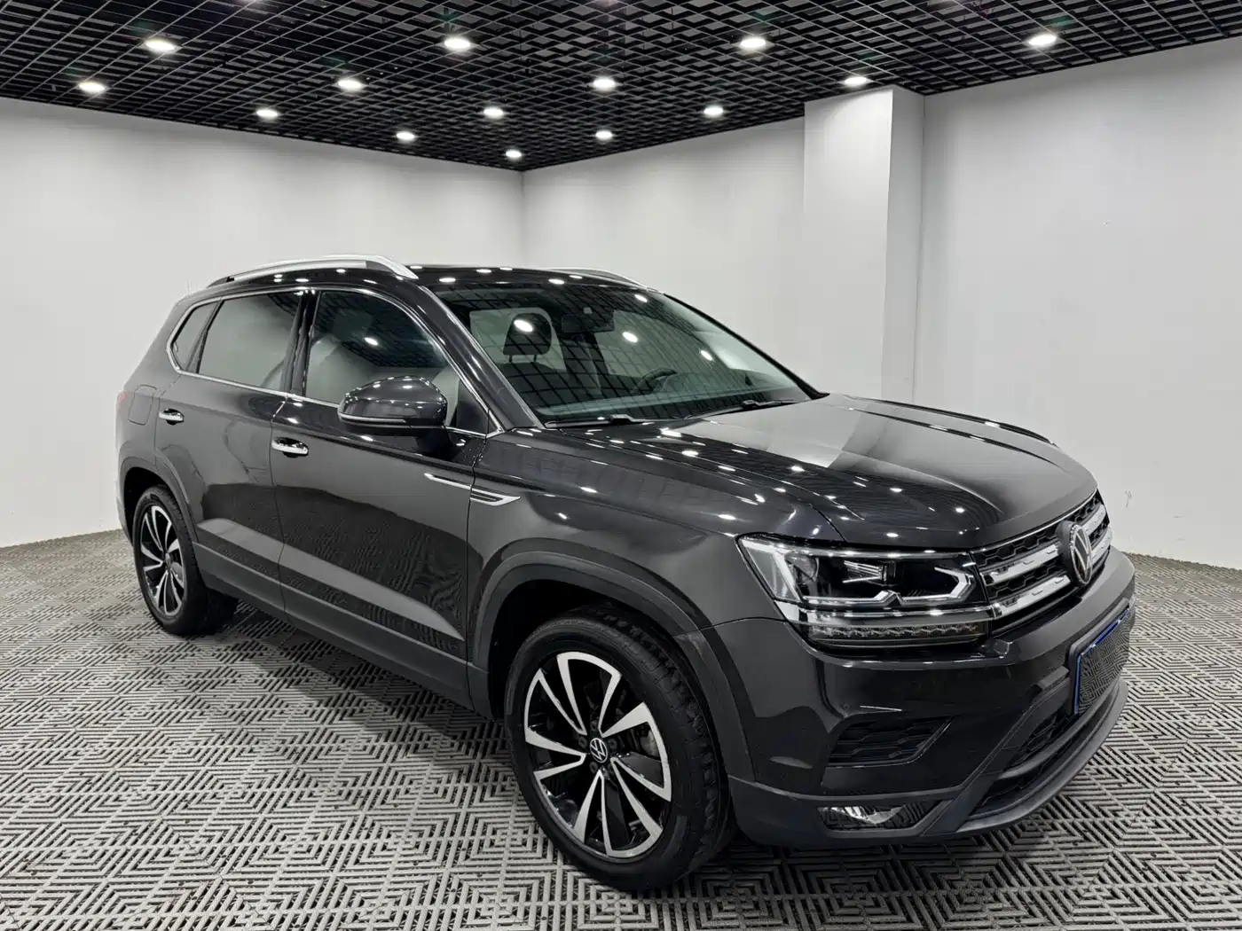 Volkswagen Tharu 2022 280TSI FWD Luxury Edition