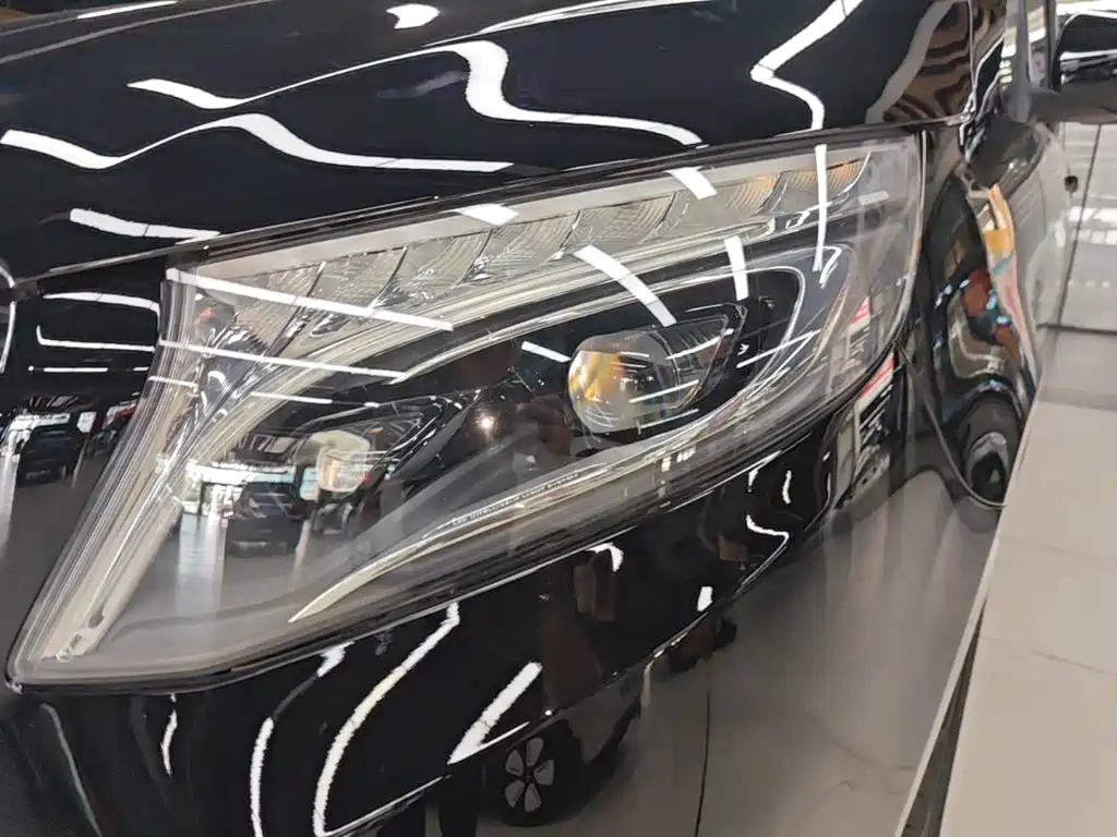 Mercedes-Benz V-Class 2017 2016 V 260 Navigator