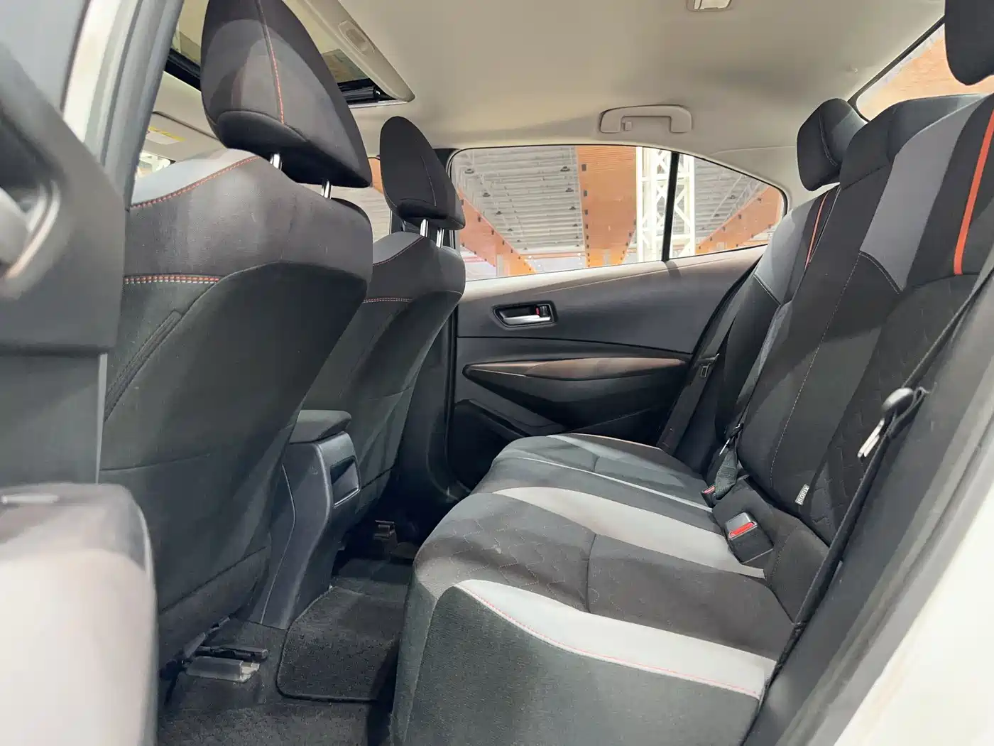Toyota Corolla 2021 1.2T S-CVT Pioneer Edition фото 7