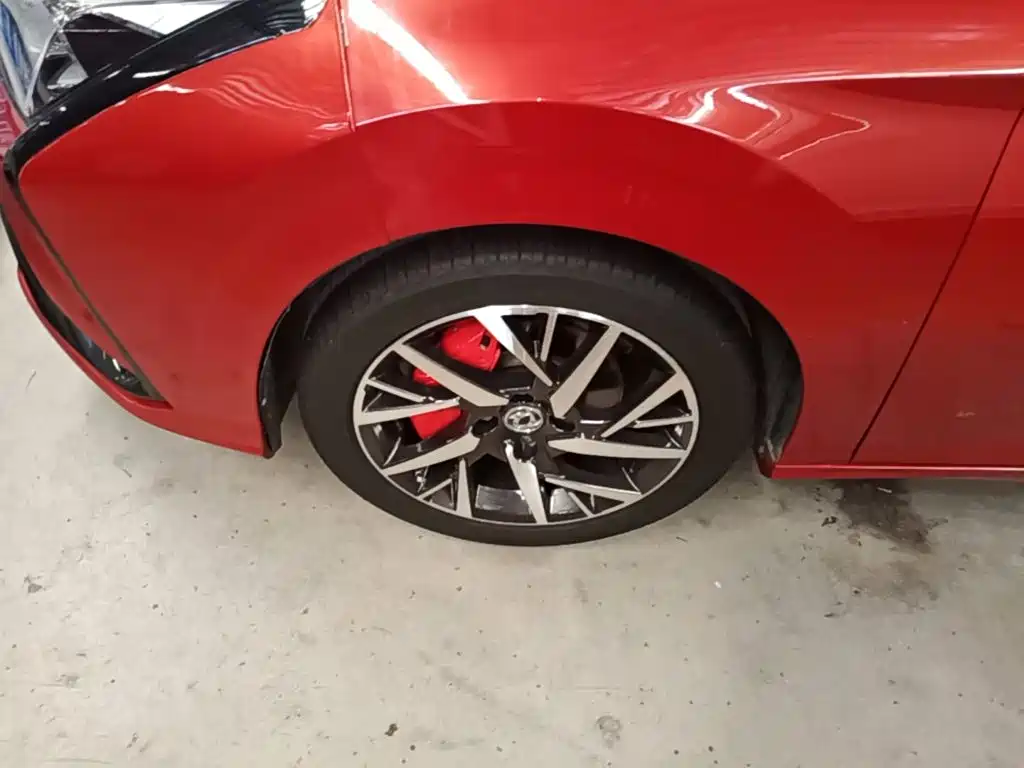 Dongfeng Aeolus Yixuan 2020 2020 230T Automatic Dazzle Edition