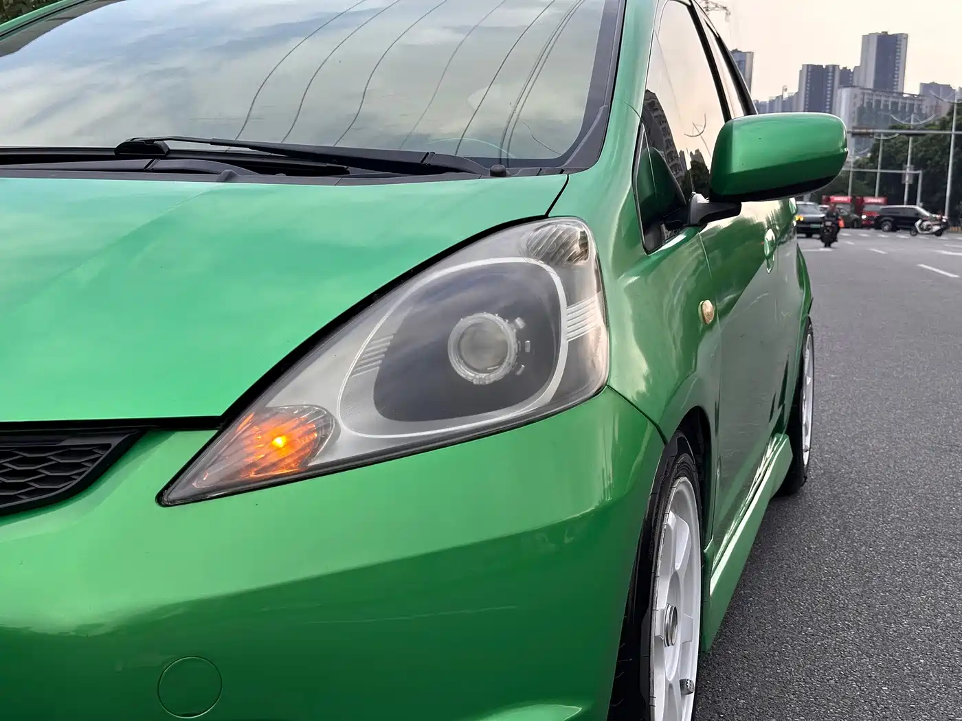 Honda Fit 2009 2008 Model 1.5L Automatic Luxury Edition