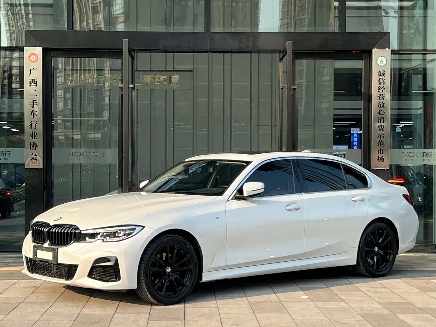 BMW 3 Series 2022 Facelift 325Li M Sport Package