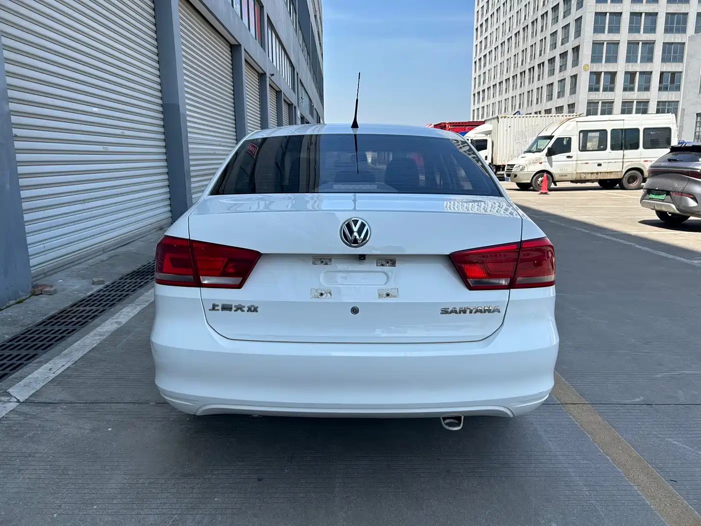 Volkswagen Santana 2015 1.4L Manual Trend Edition фото 6