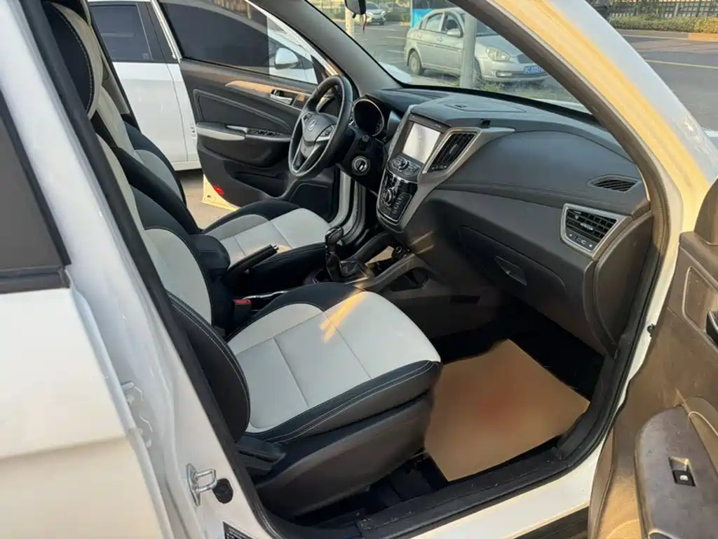 Changan CS35 2018 2017 1.6L Manual Luxury
