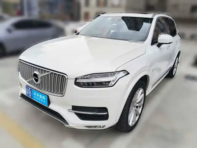 Volvo XC90 2019