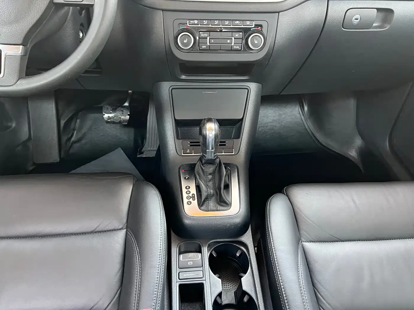Volkswagen Tiguan 2012 1.8TSI Automatic 4WD Elite Edition фото 14