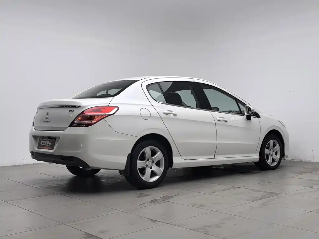 Peugeot 308 2014 2014 Model Joy Edition Classic 1.6L Automatic Superior Style