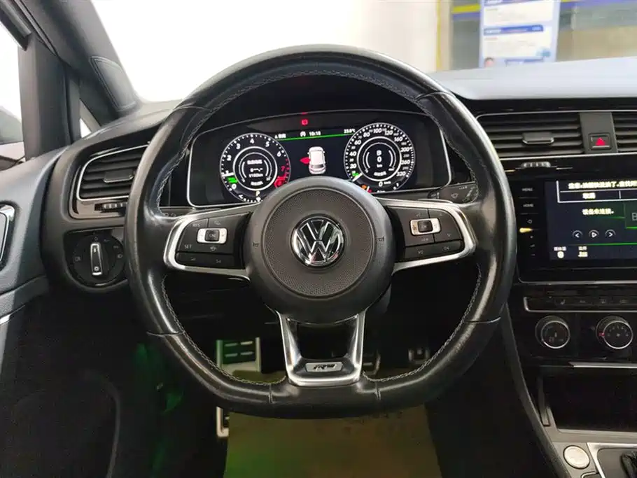 Volkswagen Golf 2019 280TSI DSG R-Line China VI фото 15