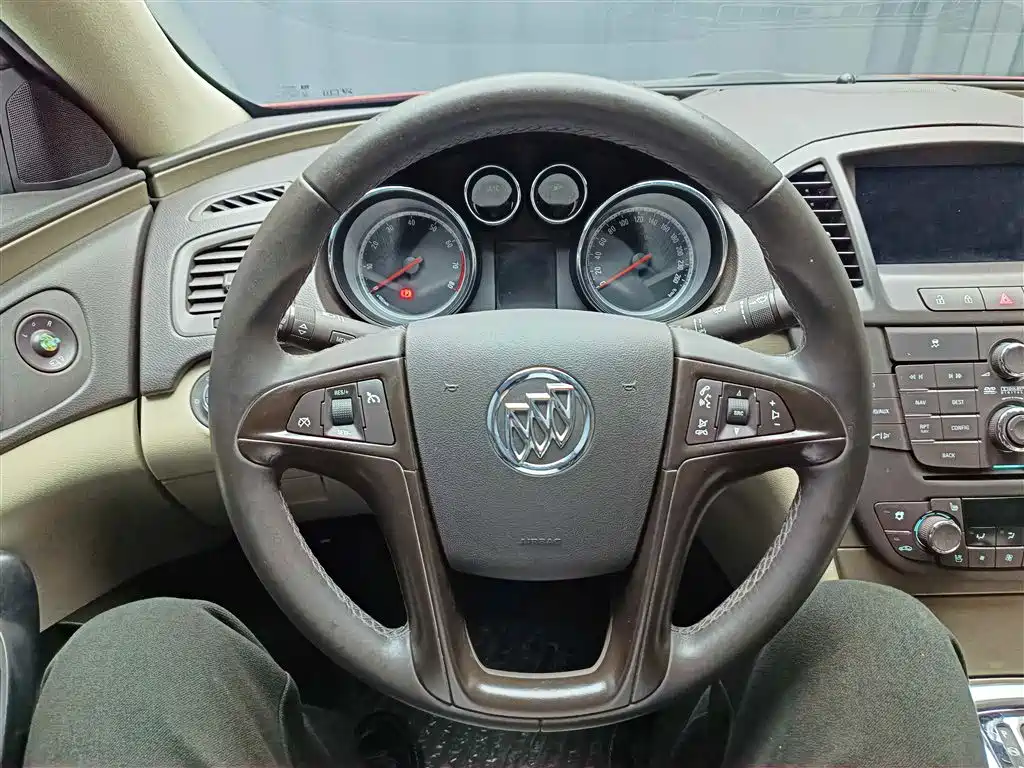 Buick Regal 2009 Model 2.4L Elite Edition фото 9