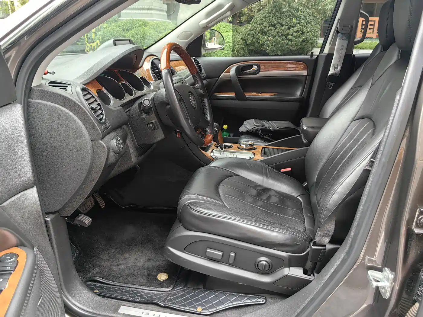 Buick Enclave 2010 3.6L Flagship Edition фото 31