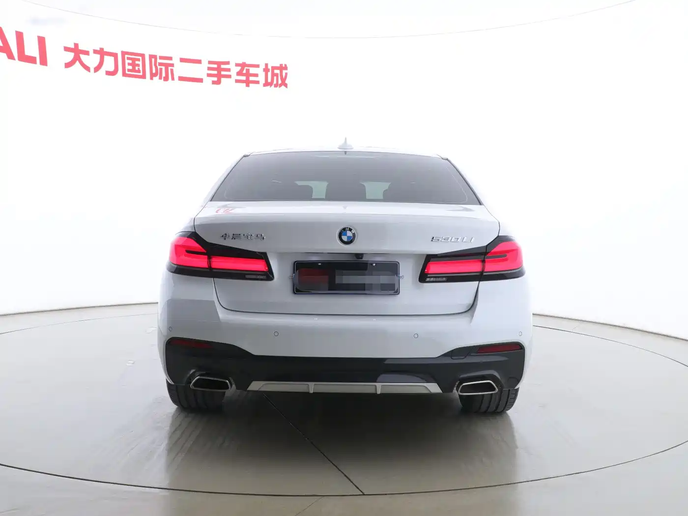 BMW 5 Series 2023 530Li Leading M Sport Package фото 13