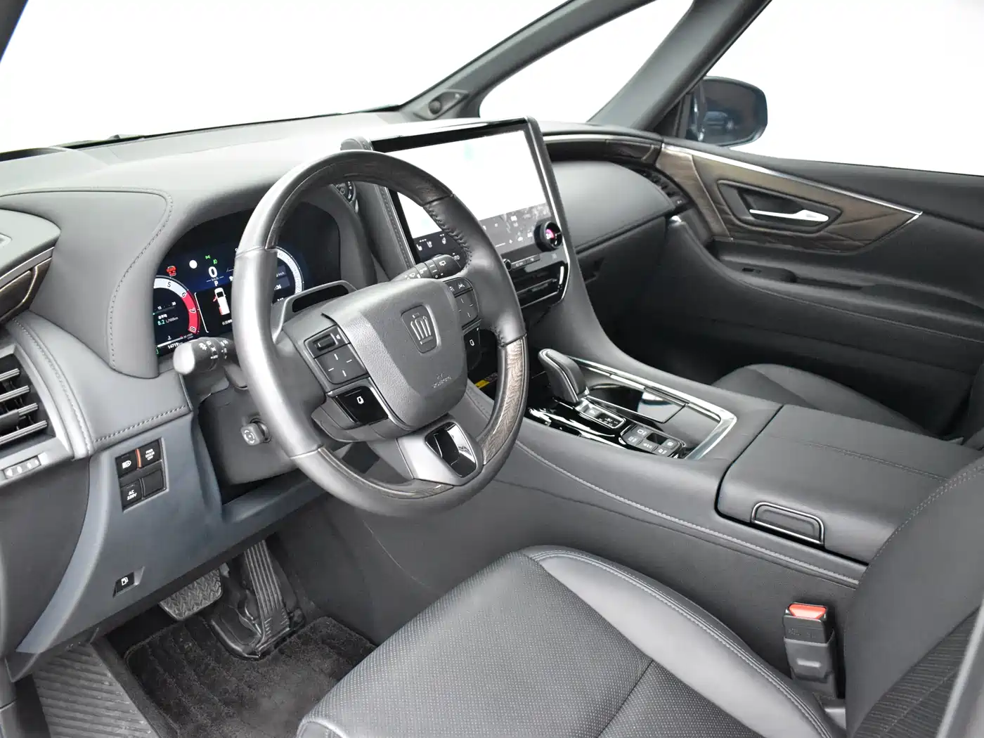 Toyota Vellfire 2024 Crown Hybrid 2.5L Executive Premium Edition фото 6