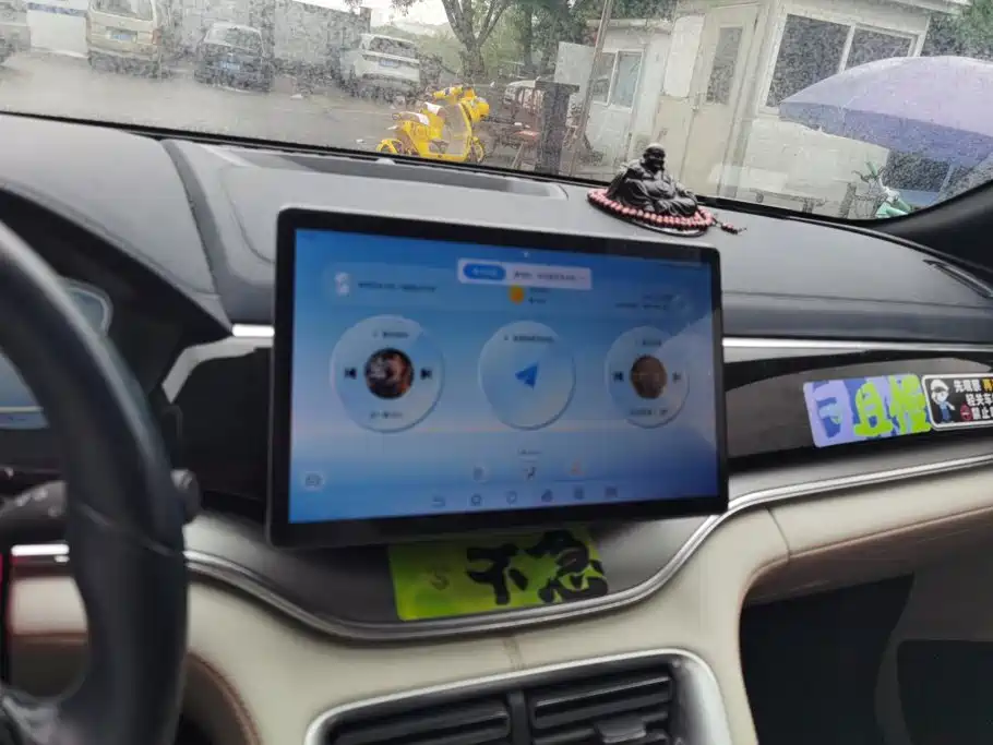 Photo 13 - BYD Song PLUS PHEV