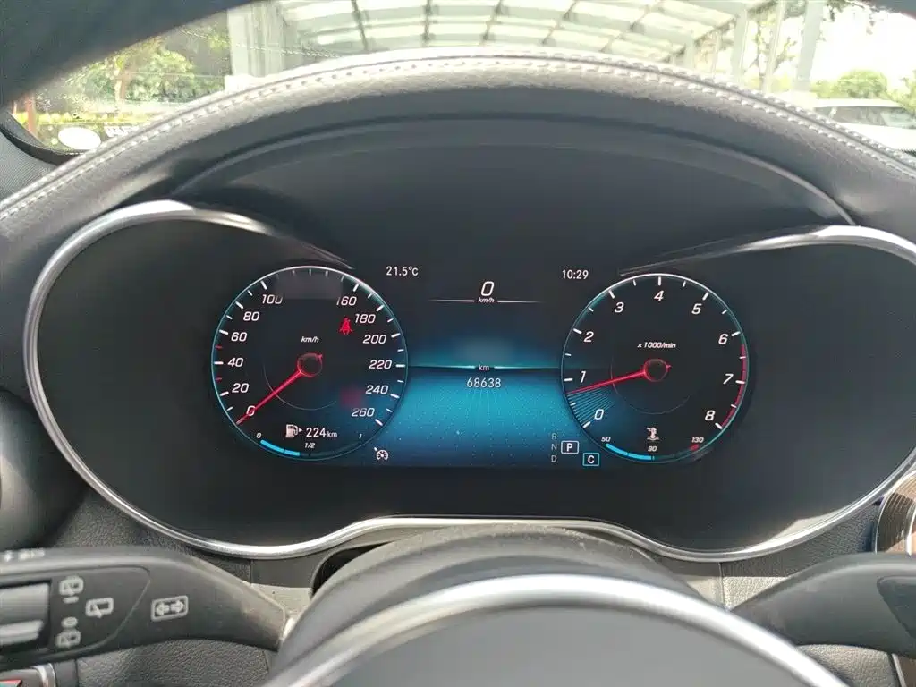 MERCEDES-BENZ GLC