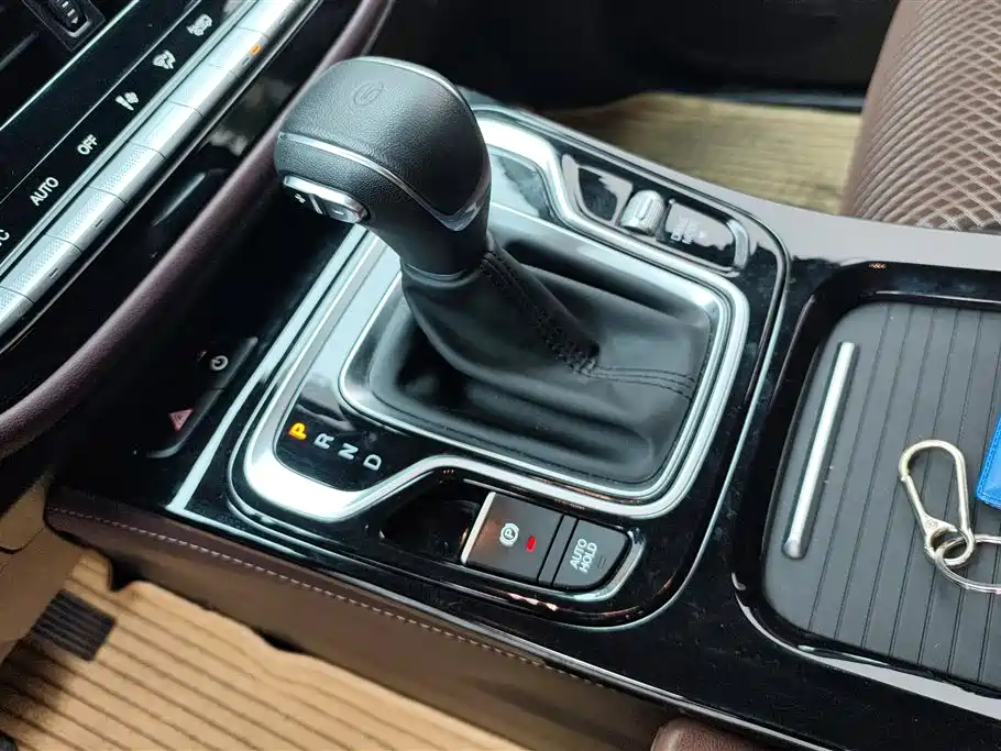 GAC Trumpchi Trumpchi M6 2023 PRO 270T DCT Luxury Edition фото 16