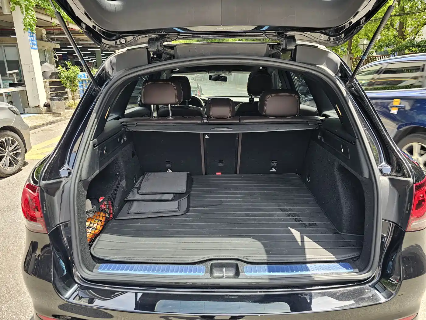 Mercedes-Benz GLC 2022 Facelift II GLC 260 L 4MATIC Luxury фото 20