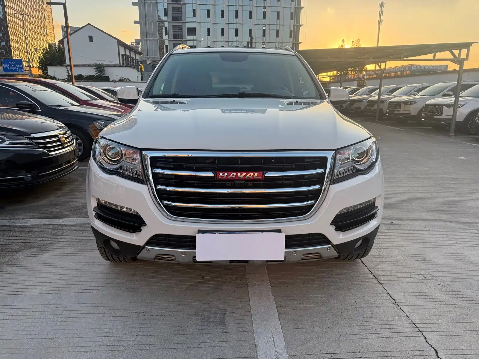 Фото 2 - Haval H8