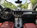 Photo 6 - Porsche Macan