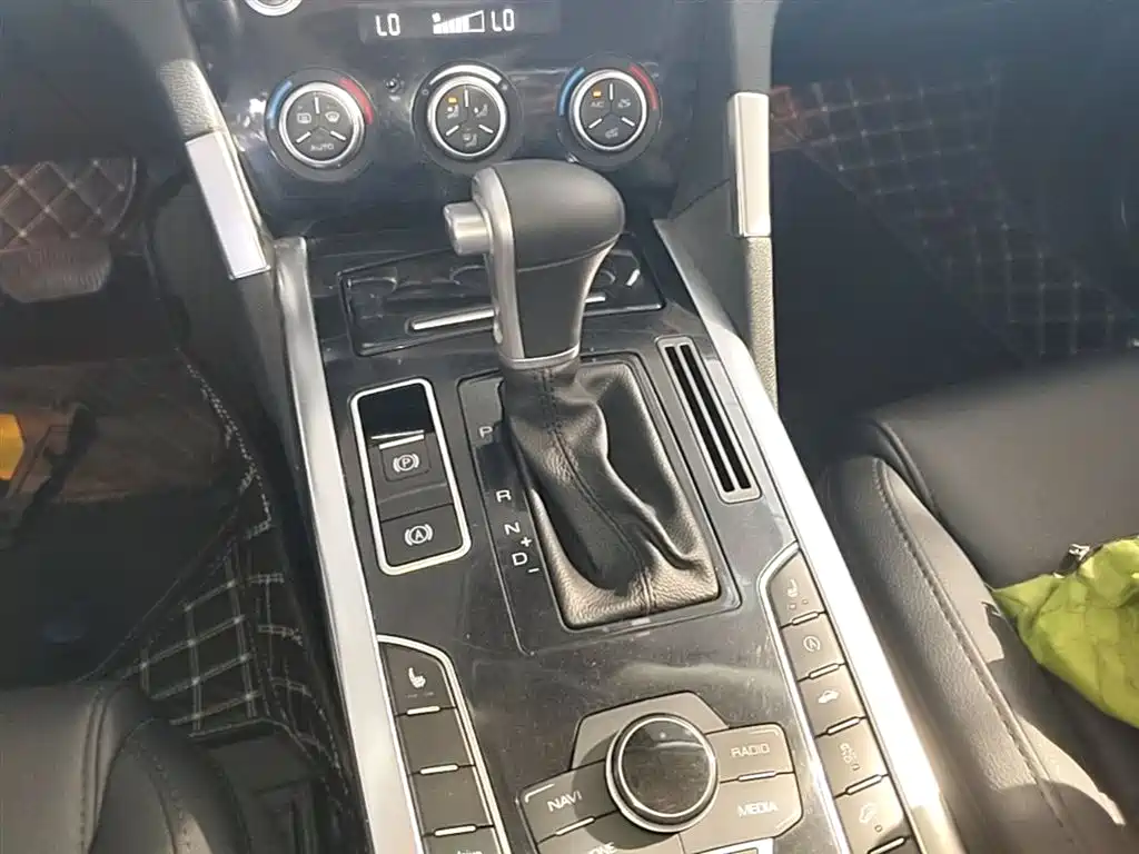 Haval H7 2016 Blue Label H7 2.0T Automatic Luxury фото 14