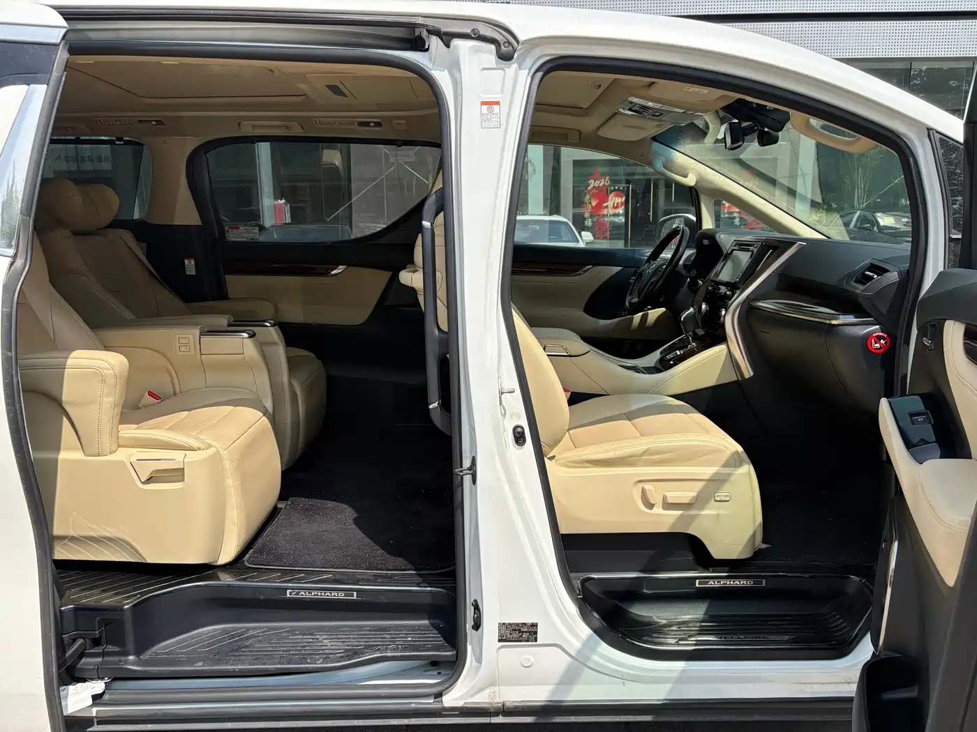 Toyota Alphard 2015 3.5L Luxury Edition фото 17