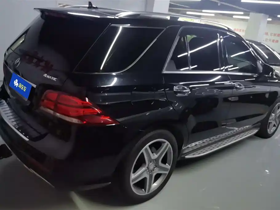 Mercedes-Benz GLE 2015 GLE 350 d 4MATIC фото 3