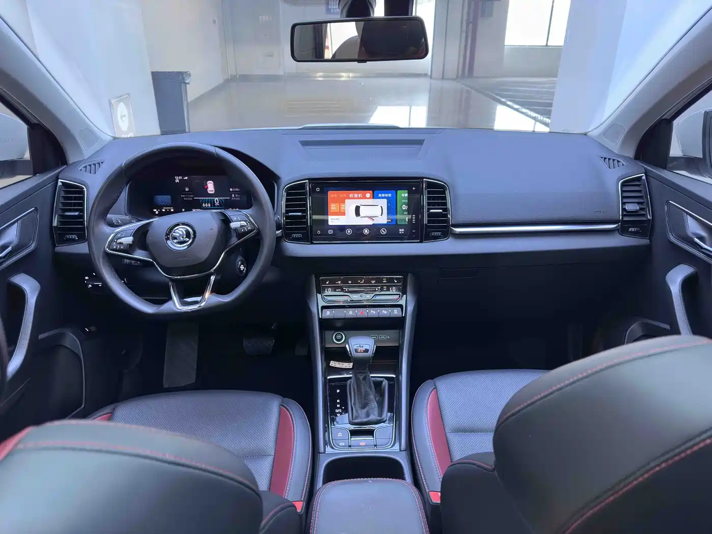 Škoda Karoq 2023 TSI280 Luxury Edition фото 19