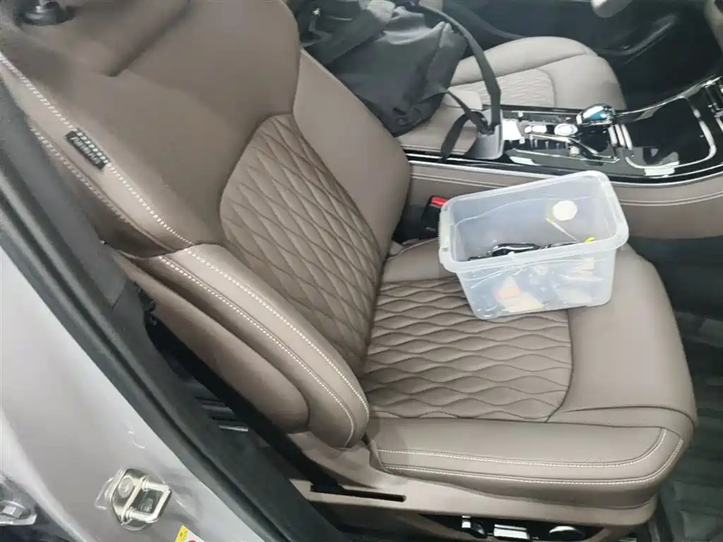 BYD Han 2025 DM-i Smart Drive Edition 125KM Premium фото 25