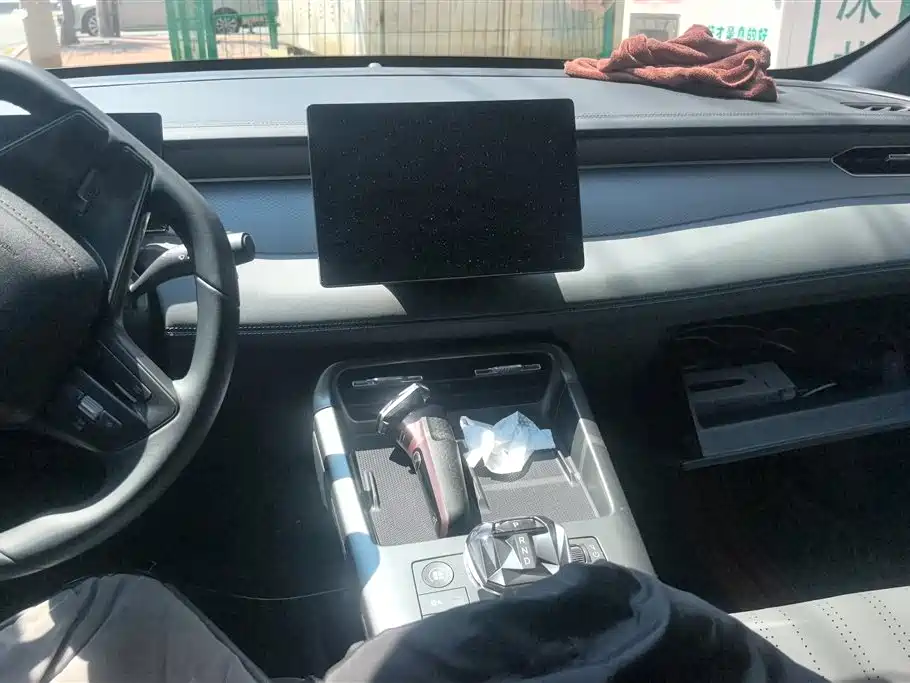 BYD Qin PLUS 2025 DM-i Smart Drive 55KM Leader фото 13