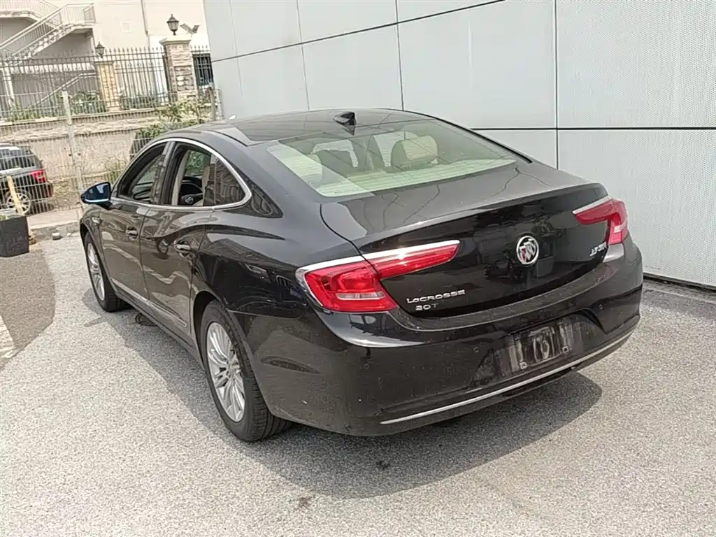 Buick LaCrosse 2016 Facelift 20T Leading фото 5