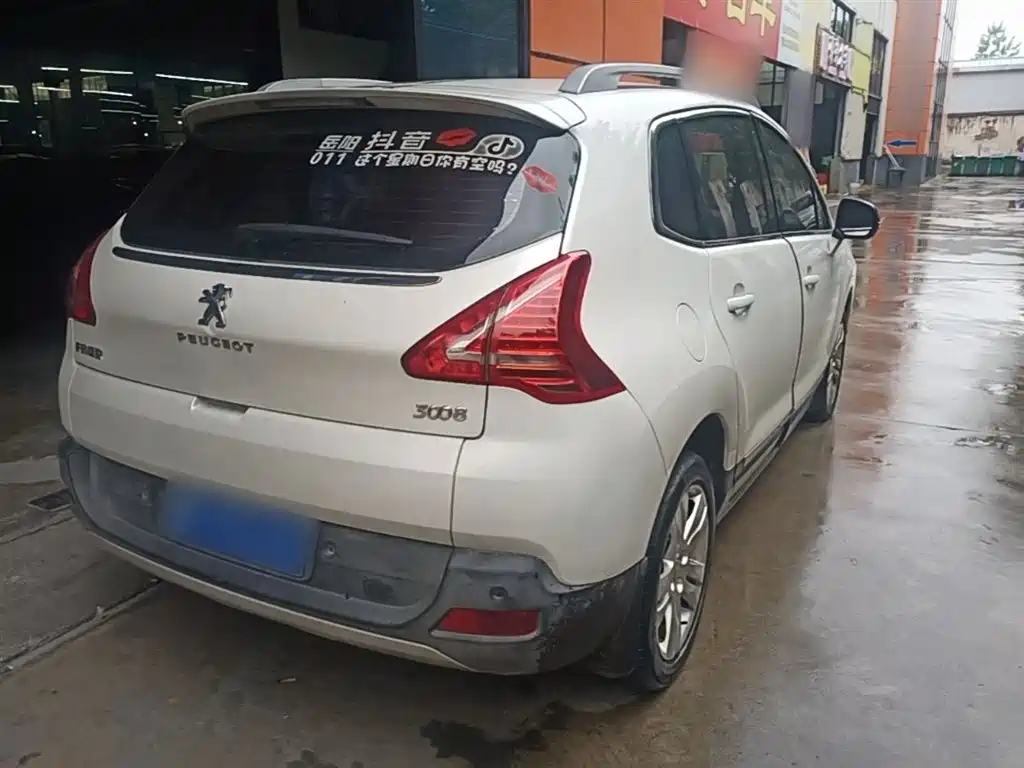 Peugeot 3008 2015 2.0L Automatic Classic Edition фото 7
