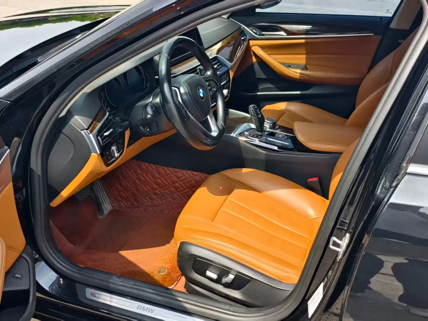 BMW 5 Series 2018 528Li Launch Special Edition фото 4
