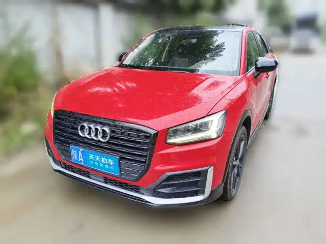 Audi Q2L 2020
