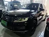 Фото 1 - Volkswagen Touareg