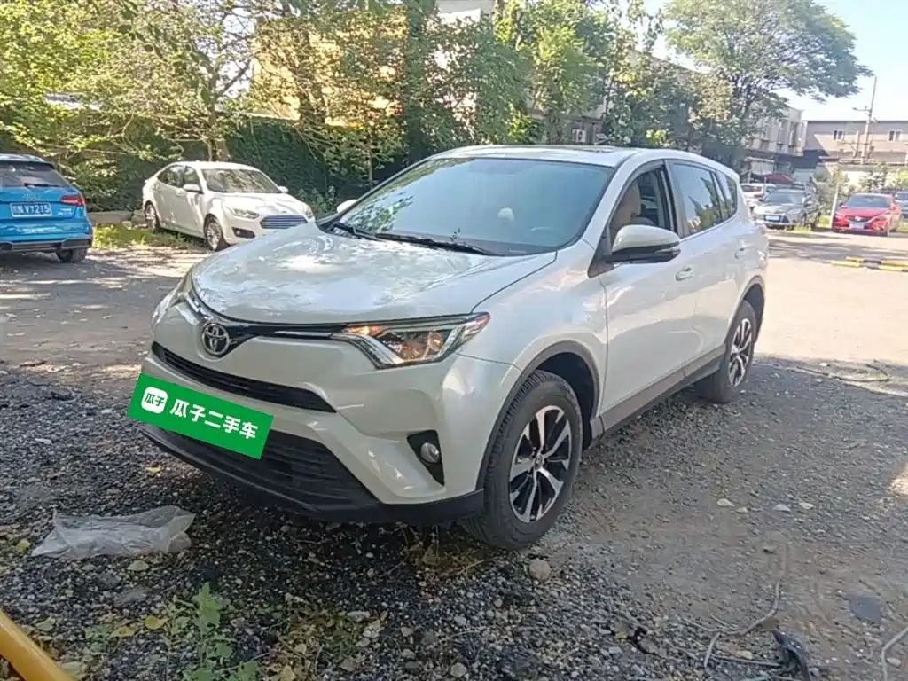 Toyota RAV4 Rongfang 2019 2.0L CVT 2WD Pioneer Edition China VI фото 3