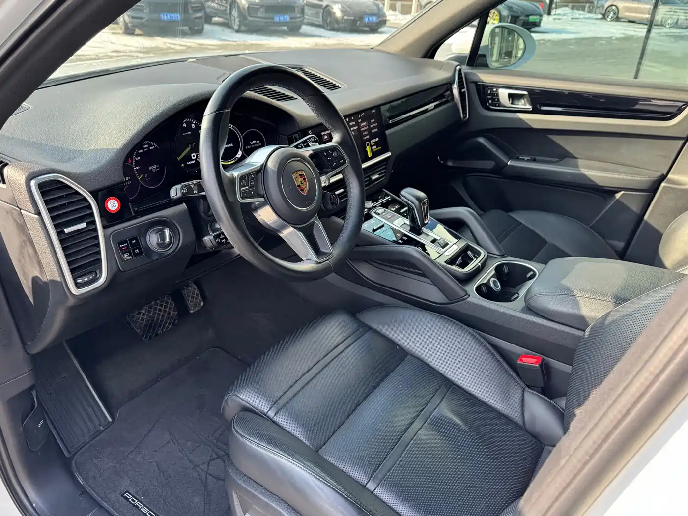 Porsche Cayenne New Energy 2021 Cayenne E-Hybrid 2.0T фото 4
