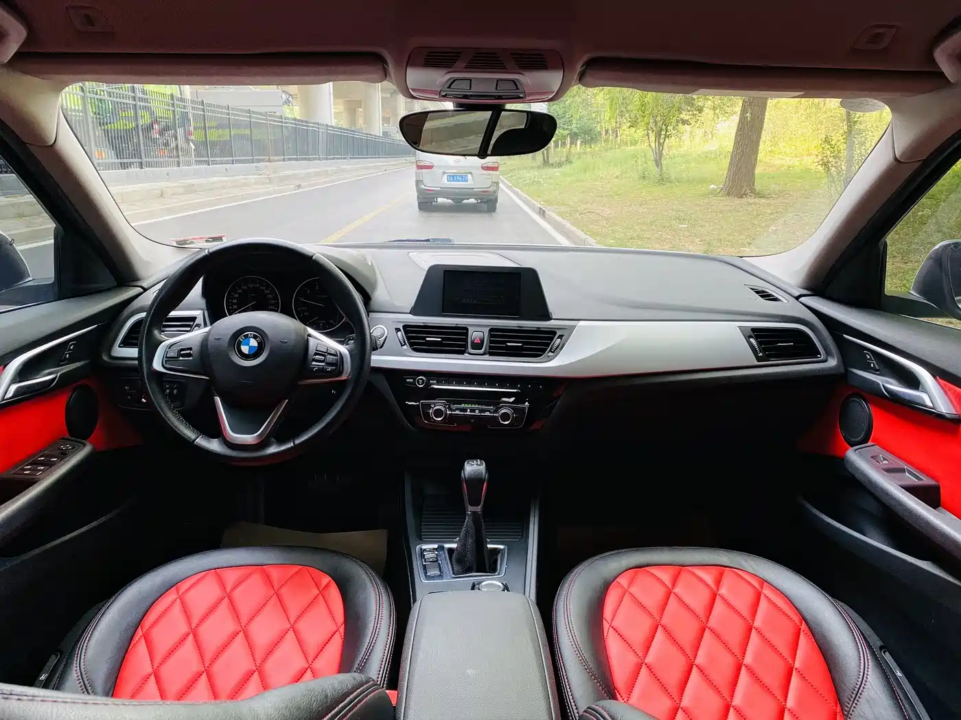BMW 1 Series 2017 118i Fashion фото 2
