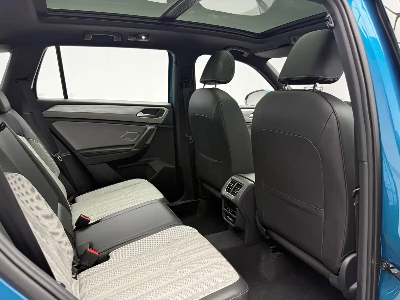 Volkswagen Tayron 2023 380TSI 4WD R-Line Pro Smart Edition фото 9