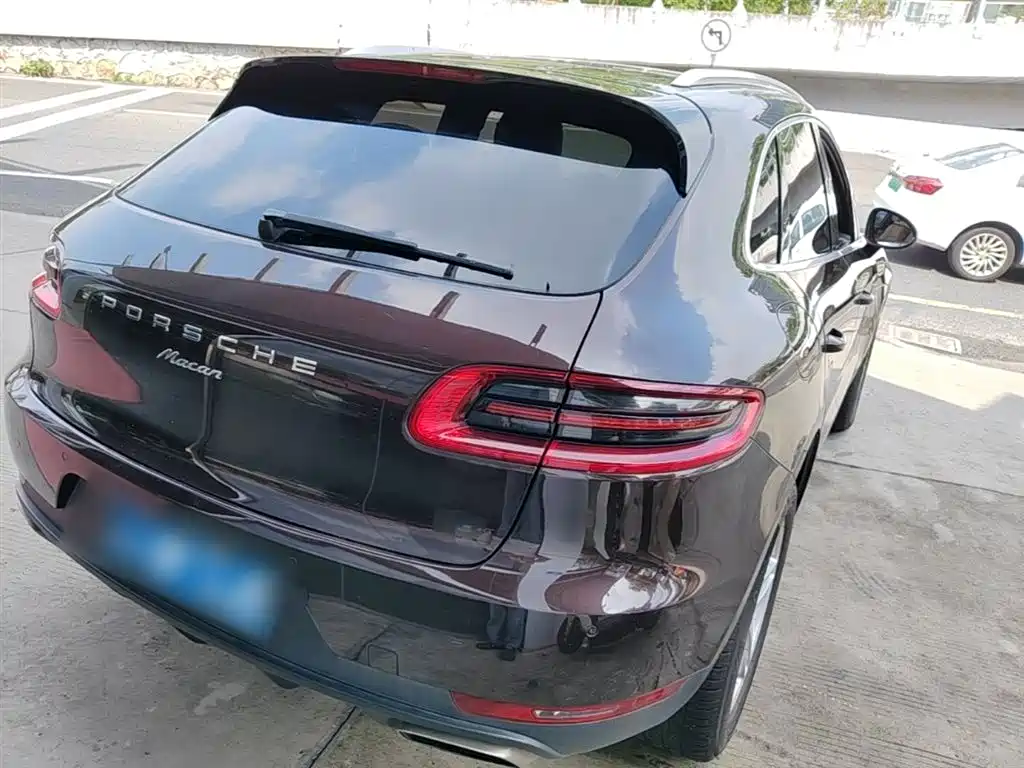 Porsche Macan 2017 Macan 2.0T фото 7