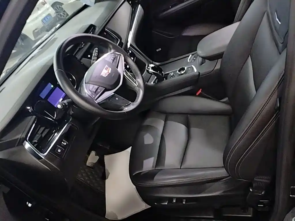Cadillac XT5 2021 2.0T 2WD Luxury Edition фото 15