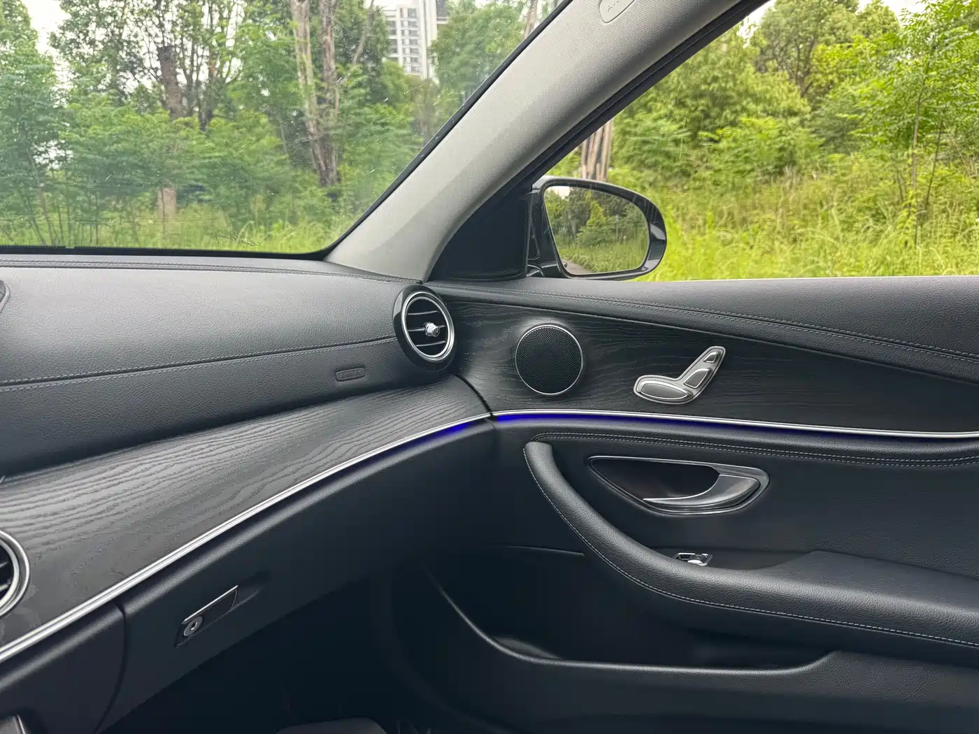 Mercedes-Benz E-Class 2019 E 260 L Sport фото 22