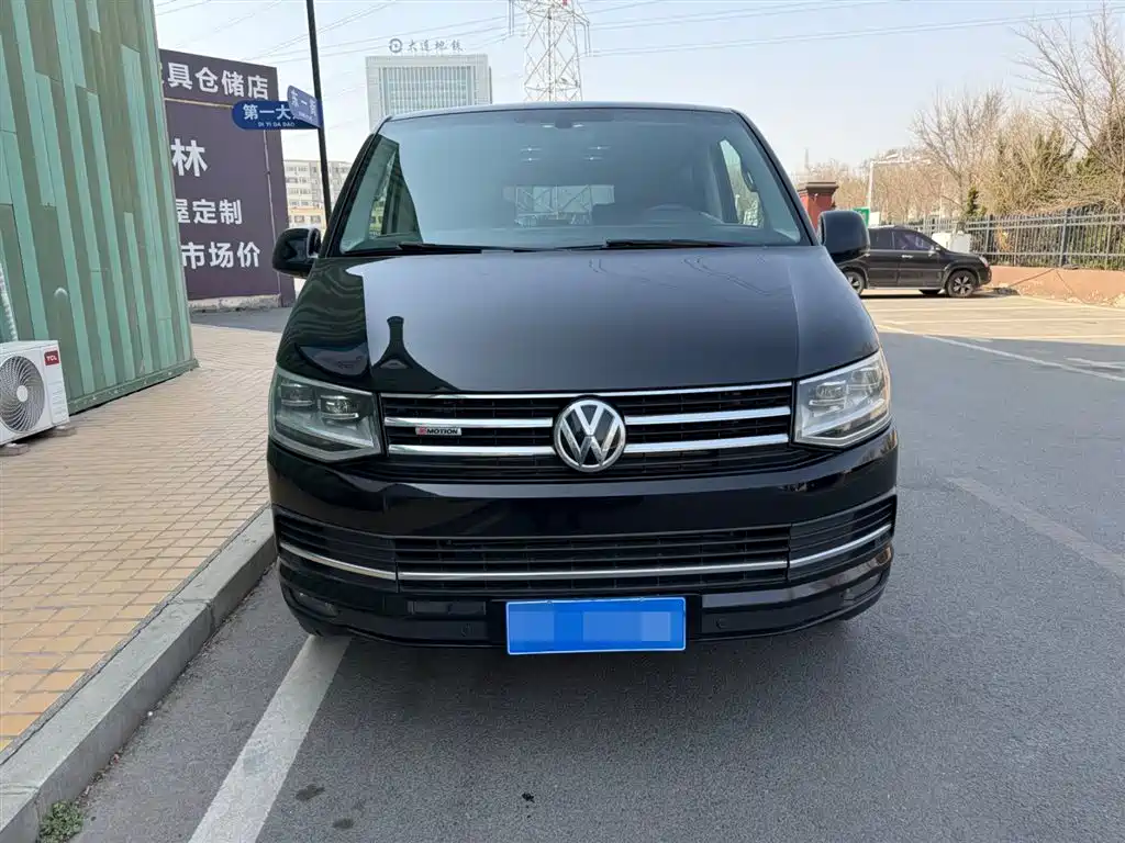 Volkswagen Multivan 2018 2.0TSI 4WD Premium Edition 7-Seater фото 2
